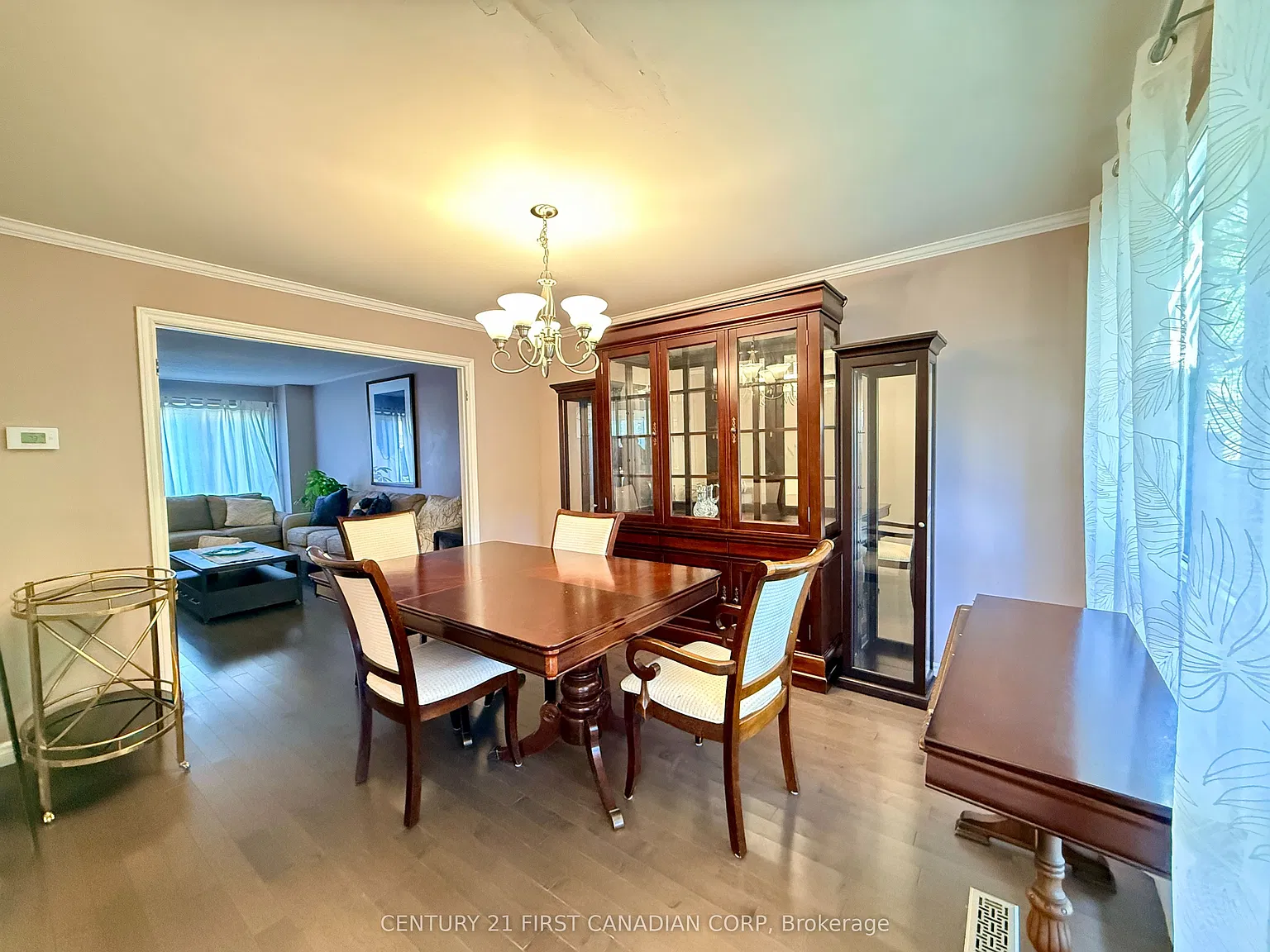 6 bed, $3,400 — Photo 3
