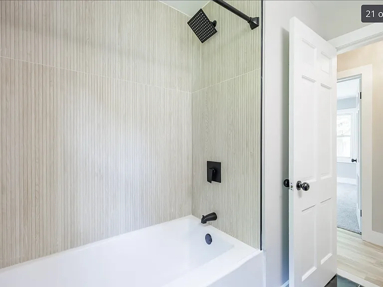 35 Briggs Ave — Photo 11