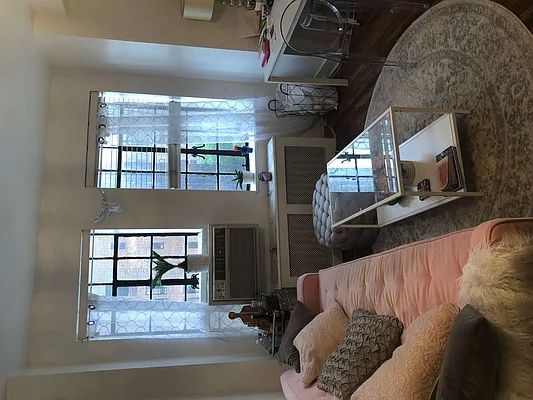 Rented by Compass | media 20