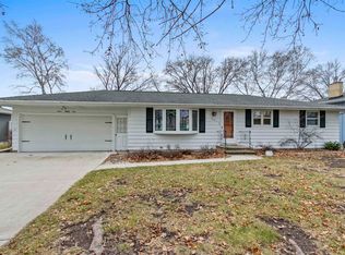 1281 April Ln, Green Bay, WI 54304