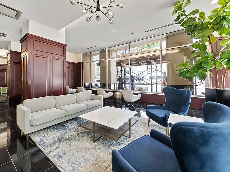 1250 S Michigan Ave #510 — Photo 13