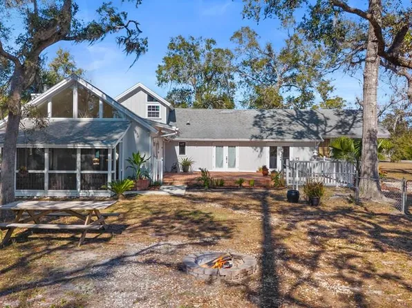 1314 NE First Ave, Steinhatchee, FL 32359