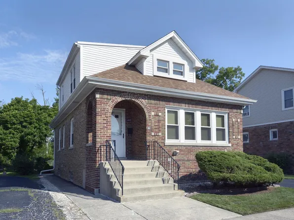 6522 Riverview Dr, Niles, IL 60714