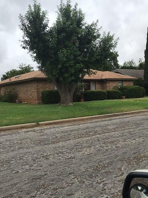 1st image of 3109 Primrose Dr