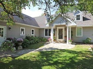 1194 Pages Point, Menasha, WI 54952