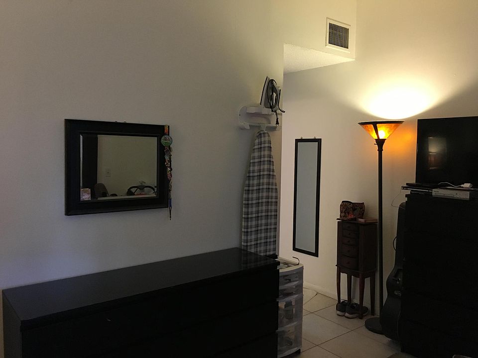 1st image of 2405 N 37th Ave