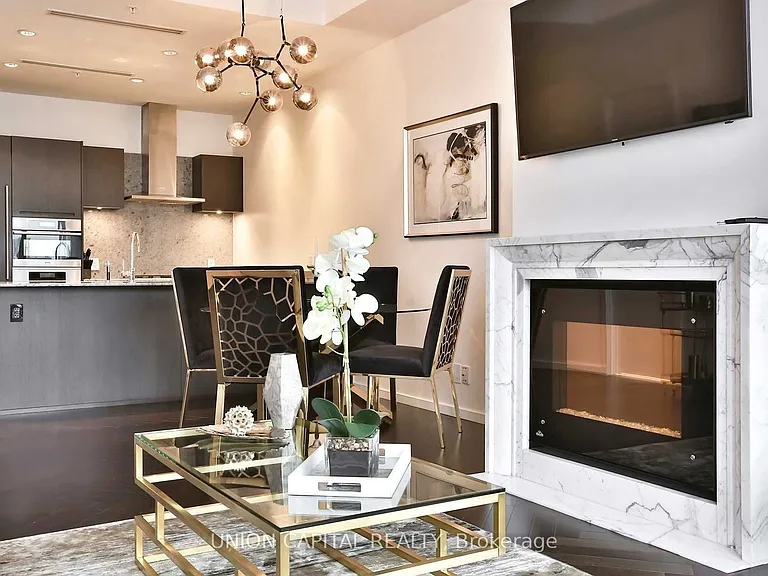 180 University Ave #5805 — Photo 4