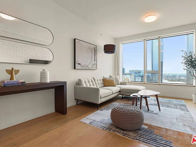 889 Francisco St #2602 — Photo 6