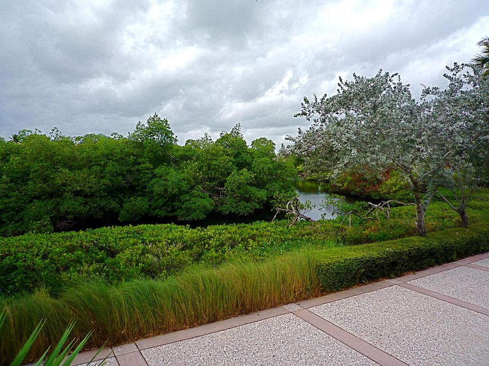 1st image of 141 E Mangrove Bay Way