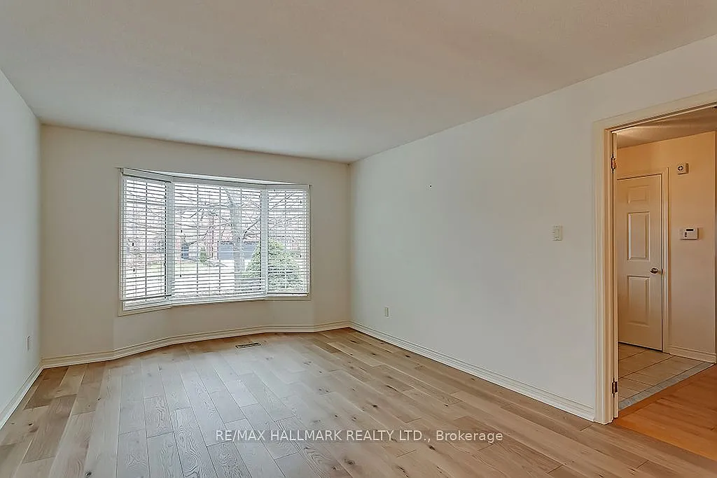 4 bed, $4,300 — Photo 4