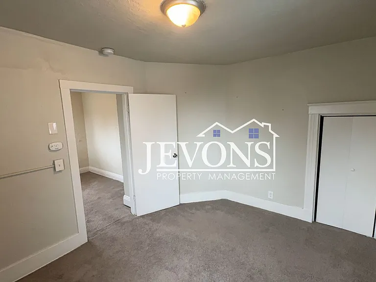 723 S Sprague Ave #A — Photo 9