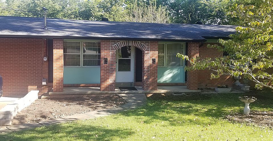 1st image of 406 Perkins Dr