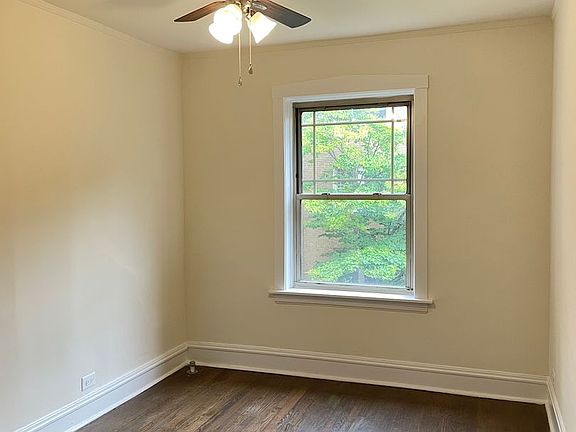 5th image of 1725 W Thorndale Ave APT 2B