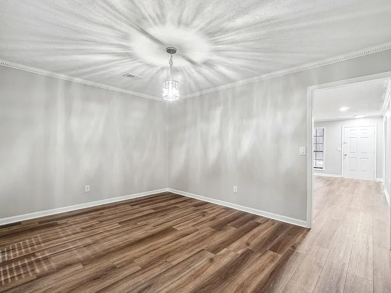 Large Dining Room!