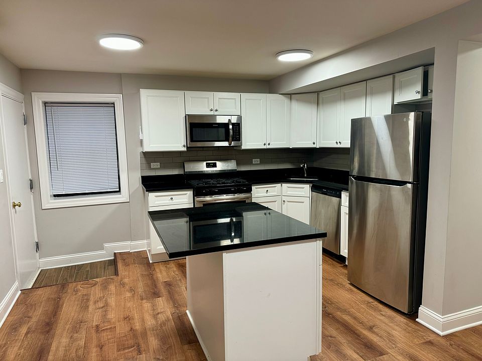 1st image of 5730 N Winthrop Ave #1