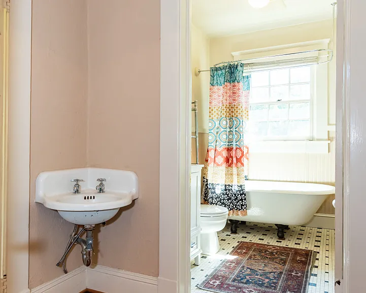 Bathroom
+Soaking tub/shower combination