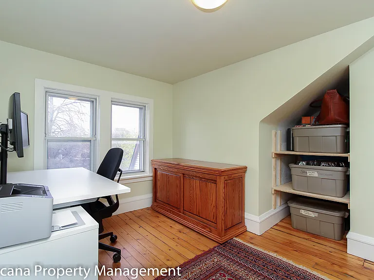165 Irving Ave — Photo 22