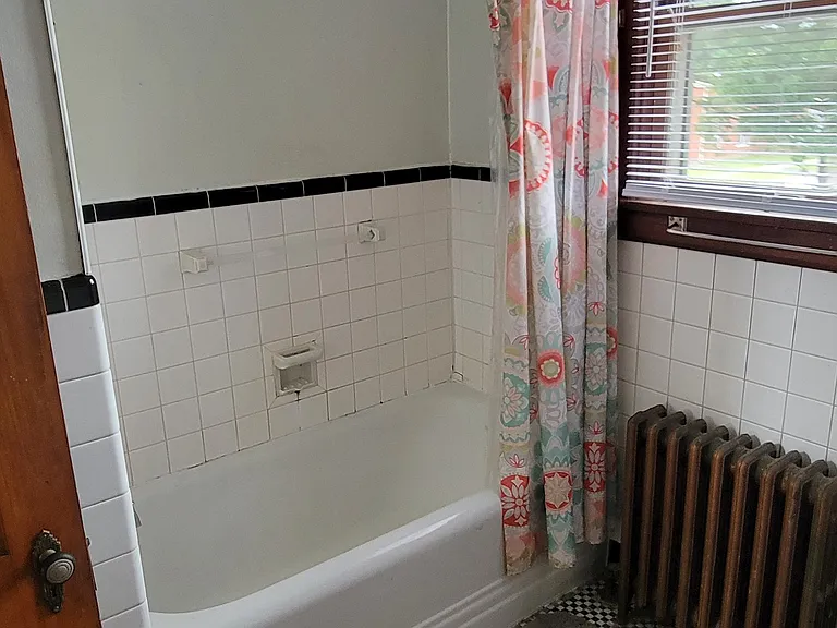 302 E Prospect St — Photo 22