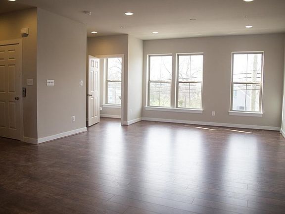 4th image of 14247 Travilah Rd