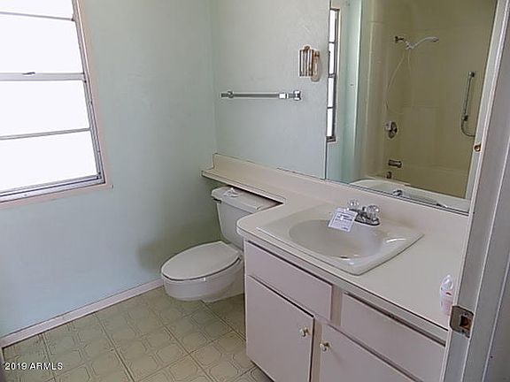 5th image of 9943 W Augusta Dr