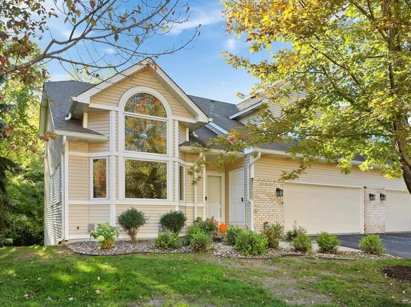 8310 Norman Creek Trl, Bloomington, MN 55437