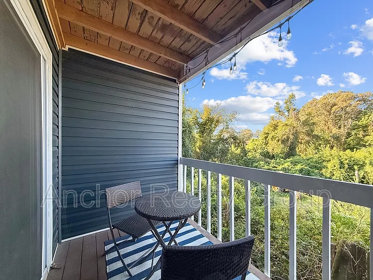 910 Mediterranean Ave #201 — Photo 8