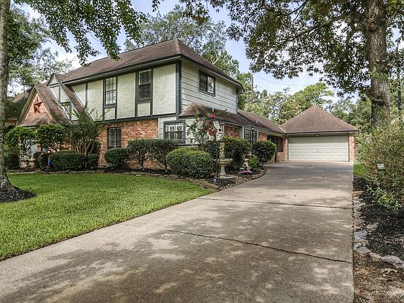 2nd image of 20035 Pine Wind Dr