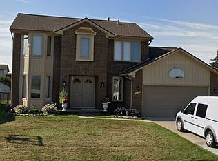 4172 Chris Dr, Sterling Heights, MI 48310