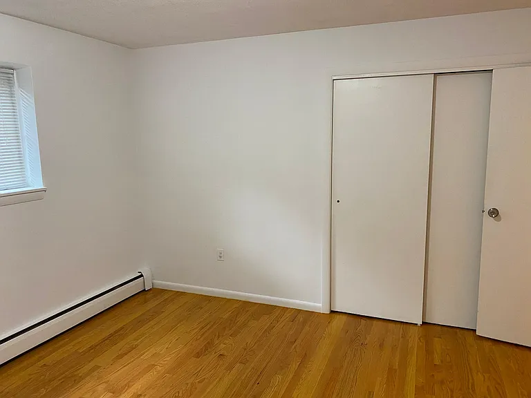 425 S Huntington Ave #2 — Photo 9