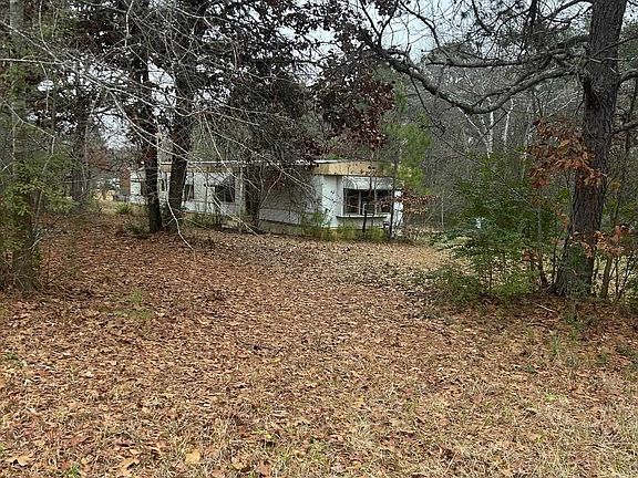 3rd image of 160 Posey Dr