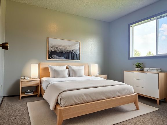 5th image of 104 McLean Ave NE #304