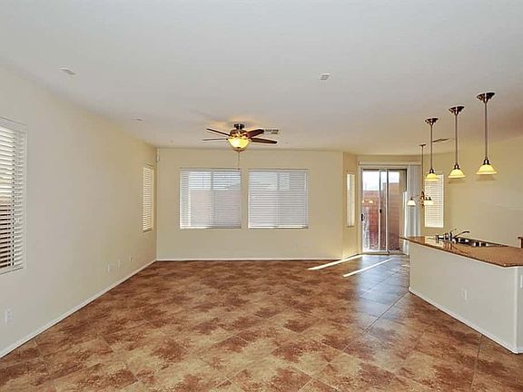 5th image of 10521 Hartford Hills Ave