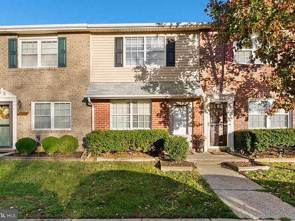 2nd image of 8323 Norwood Dr