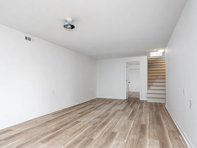 2718 Buckner Ln — Photo 44