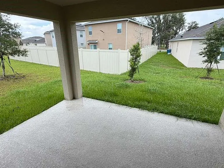 1511 Catbriar Way — Photo 31