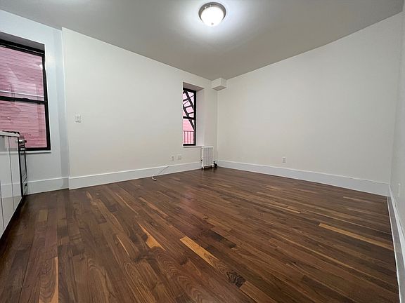 2nd image of 455 Hudson St #55