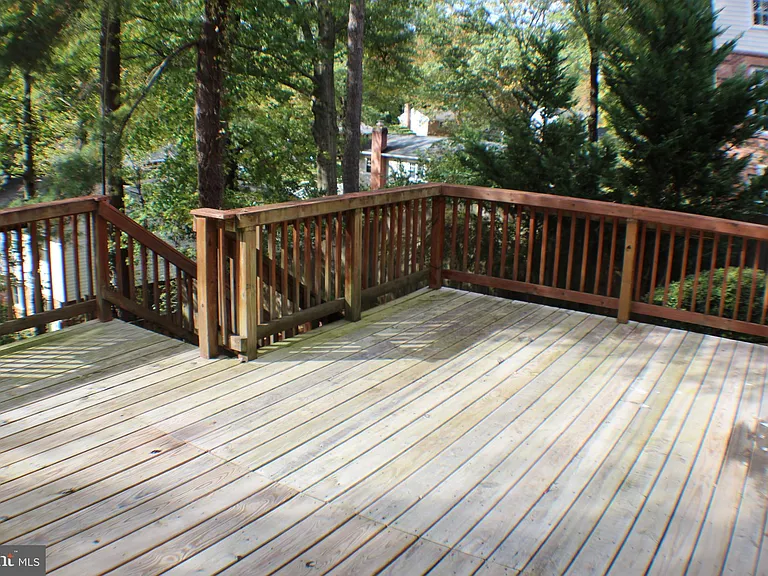 7012 Galgate Dr — Photo 39