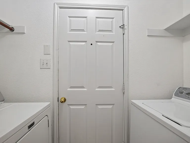116 Meadow View Ln — Photo 19