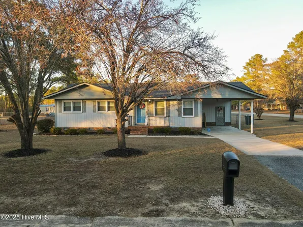 12881 Andrews Drive, Laurinburg, NC 28352