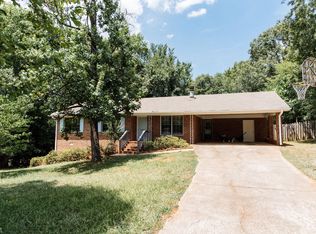 140 Wolfe Ln, Athens, GA 30605