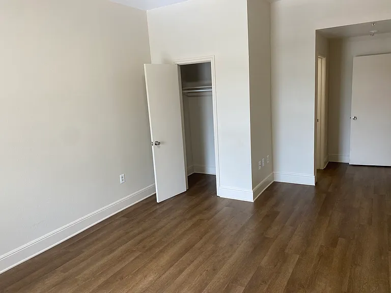 2301 Midwestern Pkwy #214 — Photo 19