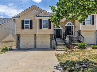 1229 NW Ashley Dr, Grain Valley, MO 64029