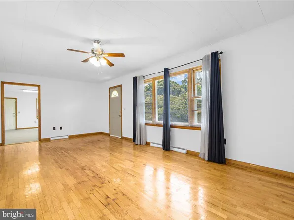 305 Lincoln Dr, Chestertown, MD 21620