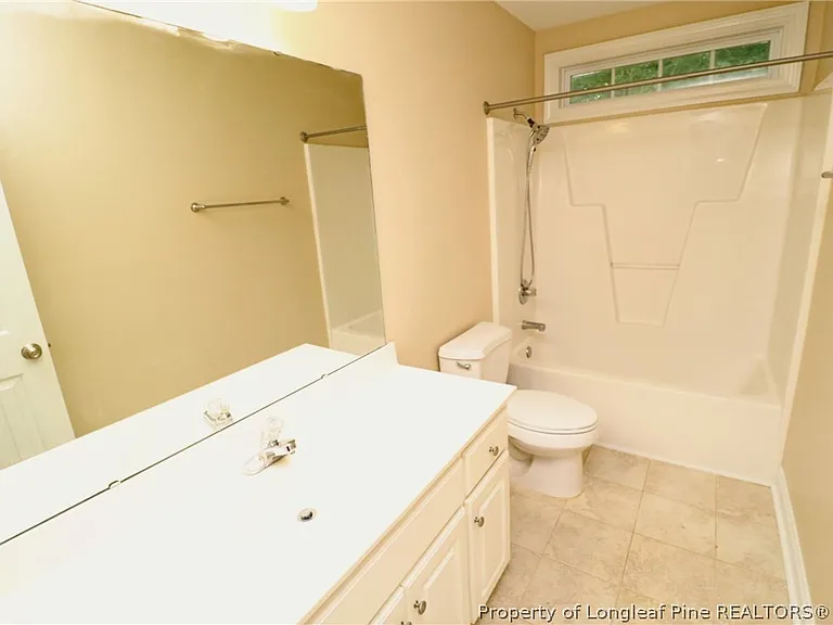 36 W Trafalgar Ct — Photo 31