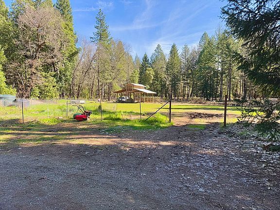 3rd image of 1200 Dick George Rd