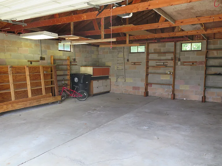 28984 Rayburn St — Photo 51