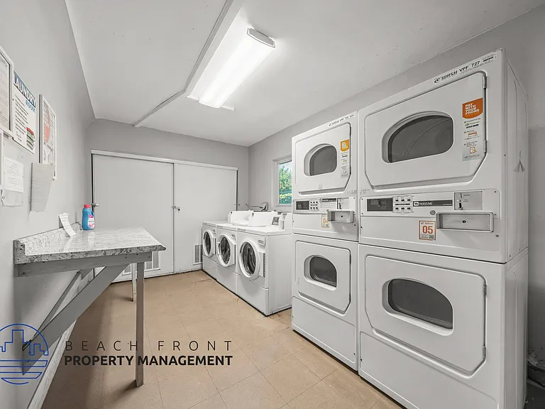 2816 W. 182nd Street — Photo 17