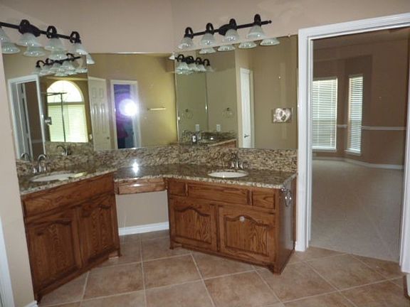 4th image of 10463 Killdeer Dr