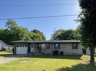 105 Walker Dr, Naples, TX 75568