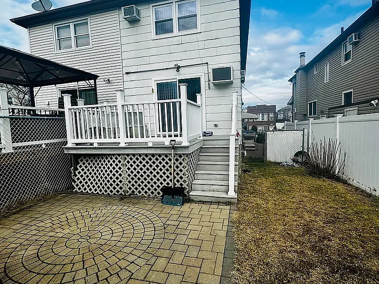 14 Austin Ave #2 — Photo 2